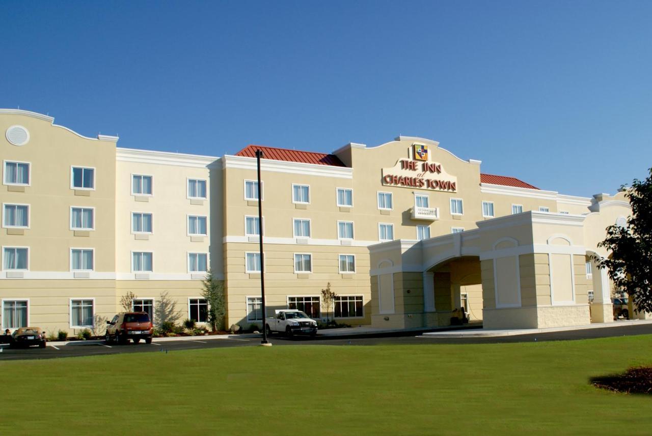 The Inn At Charles Town / Hollywood Casino Buitenkant foto