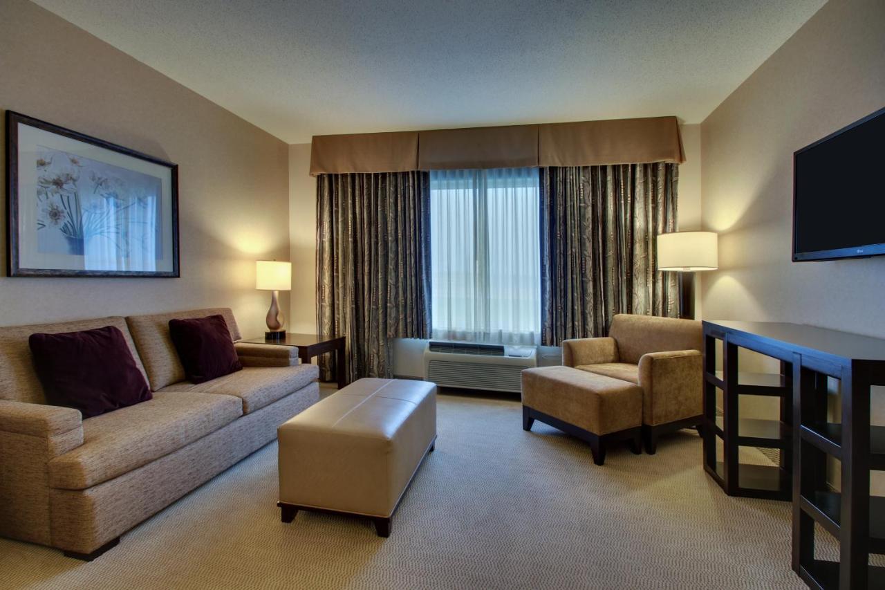The Inn At Charles Town / Hollywood Casino Buitenkant foto