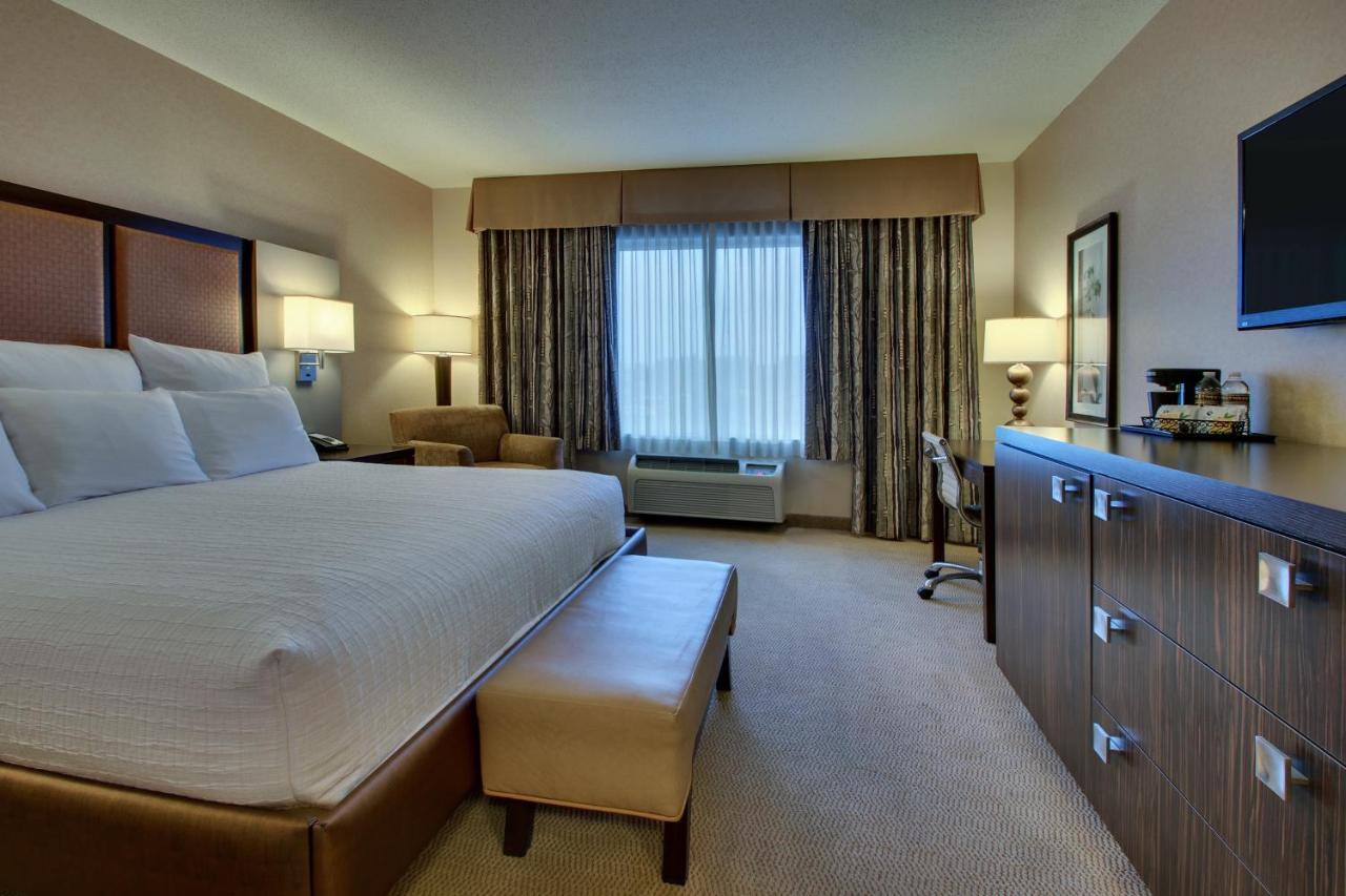 The Inn At Charles Town / Hollywood Casino Buitenkant foto