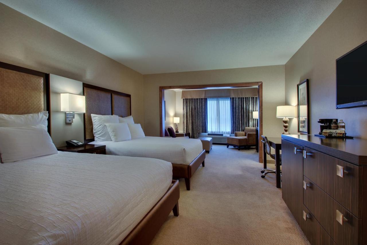 The Inn At Charles Town / Hollywood Casino Buitenkant foto