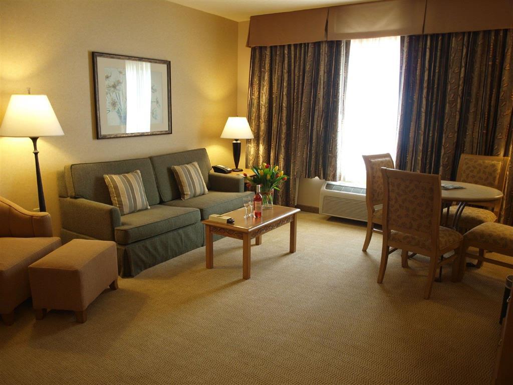 The Inn At Charles Town / Hollywood Casino Kamer foto